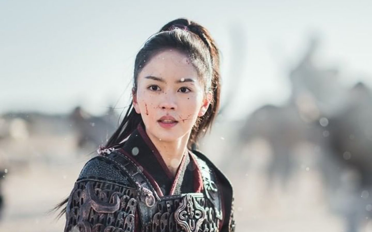 Akting Kim So Hyun Saat Perankan Karakter Ganda di 'River Where The Moon Rises' Bikin Kagum Produser