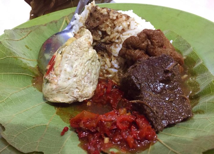 Nasi Jamblang