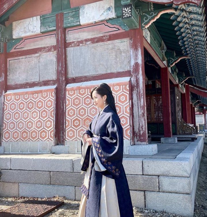 Potret Cantik Kim So Hyun Pakai Hanbok Jadi Kontroversi, Kenapa? 1
