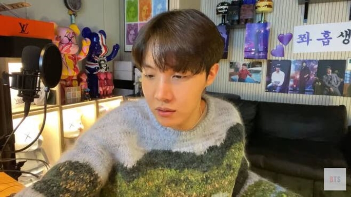 J-Hope BTS Respon Ajakan Member \'I Live Alone\' Jadi Bintang Tamu