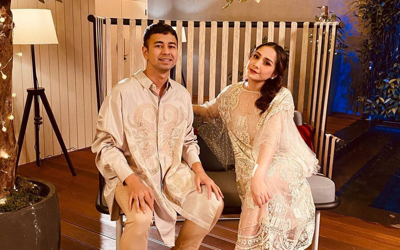 Begini Reaksi Nagita Slavina Ketika Raffi Ahmad Beri Kado Dengan Harga 10 Kali Lipat dari Vespa