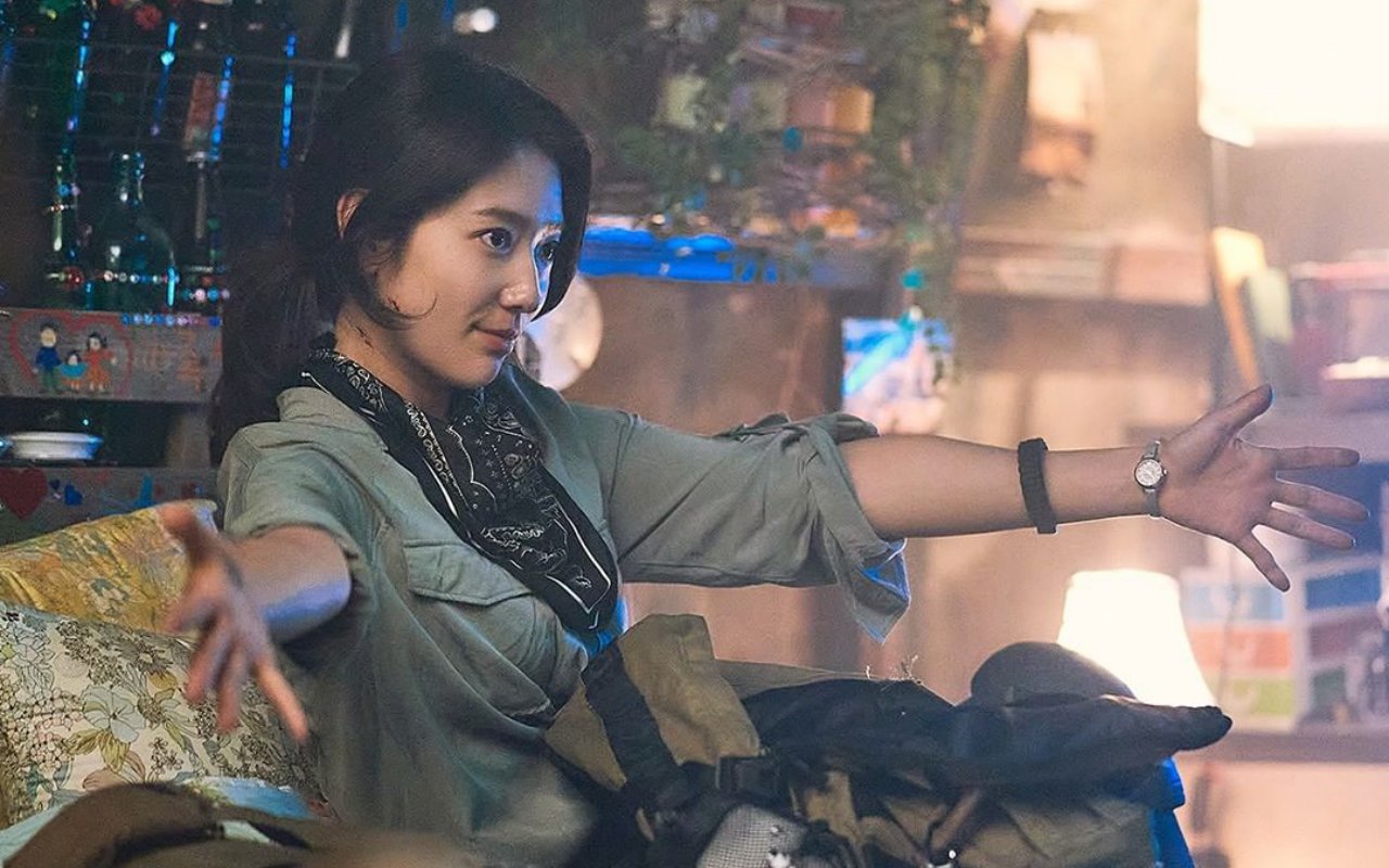 Park Shin Hye Rela Lakukan Ini Demi Tampilkan Adegan Aksi di 'Sisyphus: The Myth'