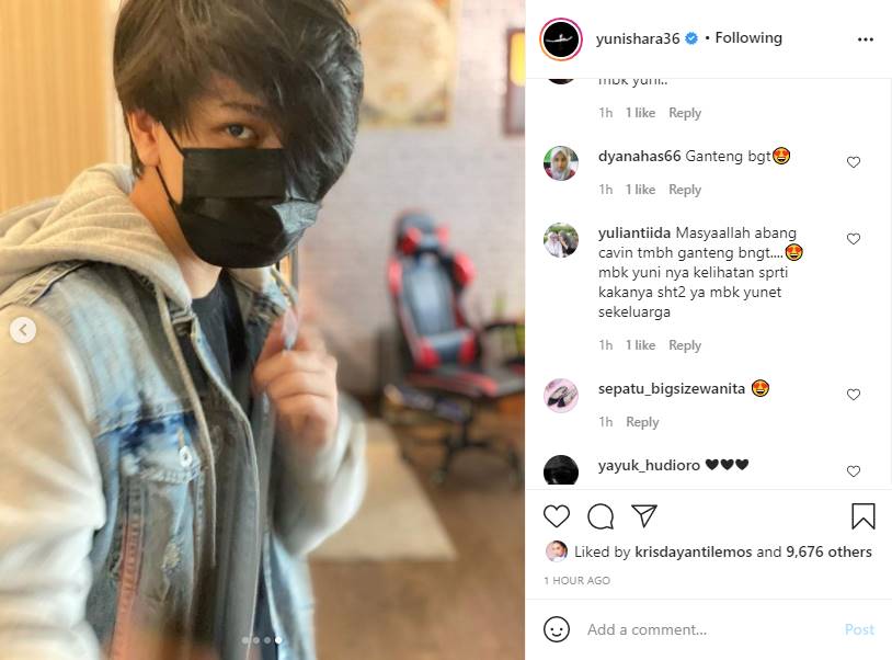 Tumben Mau Diajak Foto, Potret Putra Yuni Shara Tampan Misterius Sukses Bikin Terpesona