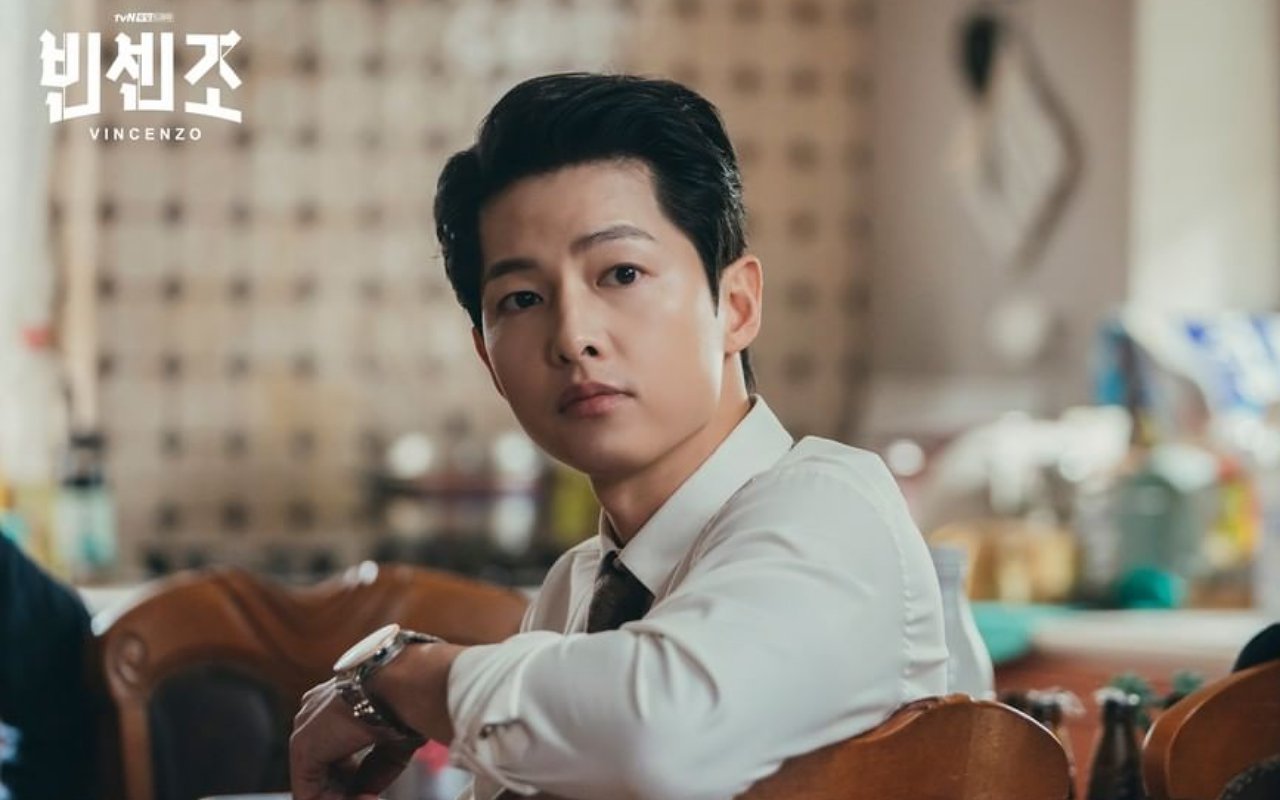 Visual Song Joong Ki di 'Vincenzo' Bikin Terpikat, Netizen Lontarkan Pujian Selangit