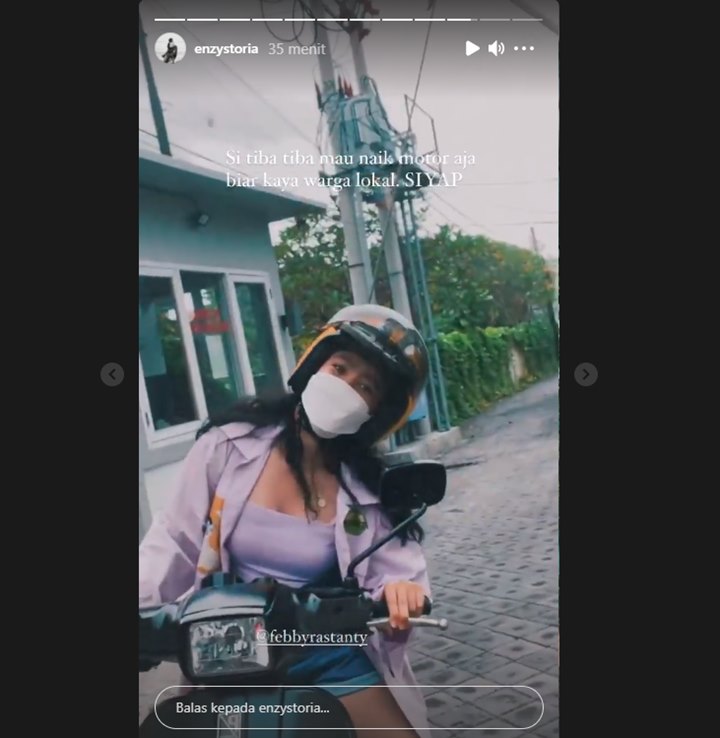 Enzy Storia Sandingkan Foto KTP dengan Milik Febby Rastanty, Tunjukkan Kemiripan Tak Disengaja