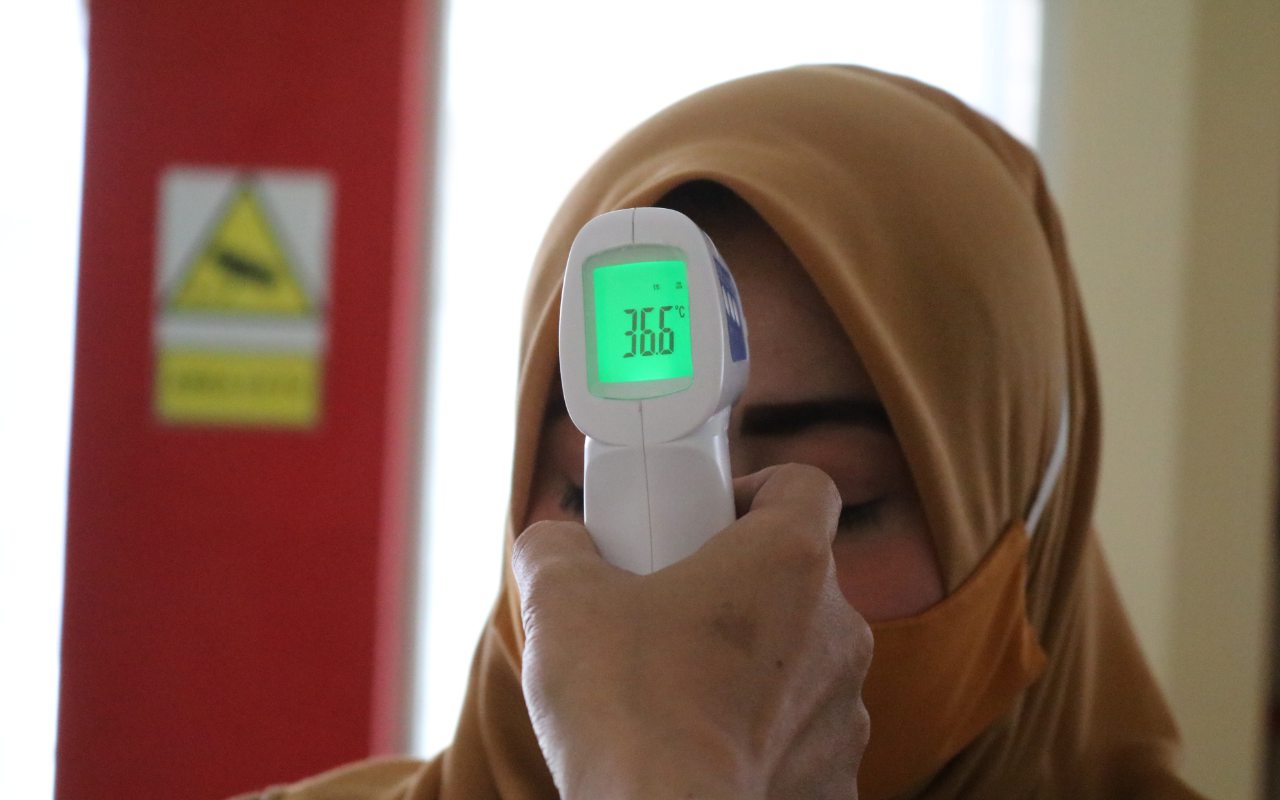 Diperpanjang, Begini Perkembangan COVID-19 di 7 Provinsi Selama PPKM Tahap Kedua