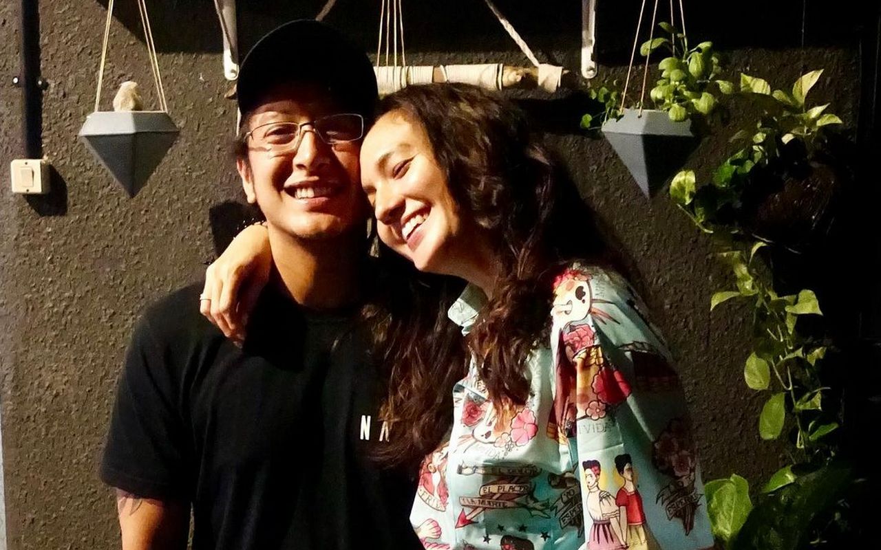 Jarang Digosipkan, Potret Uwu Dimas Anggara dan Nadine Chandrawinata Banjir Ribuan Likes