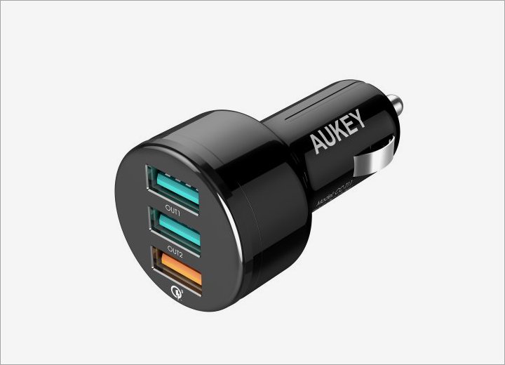 Aukey CC-T11 Car Charger 3 Ports 42W QC 3.0 & AiQ