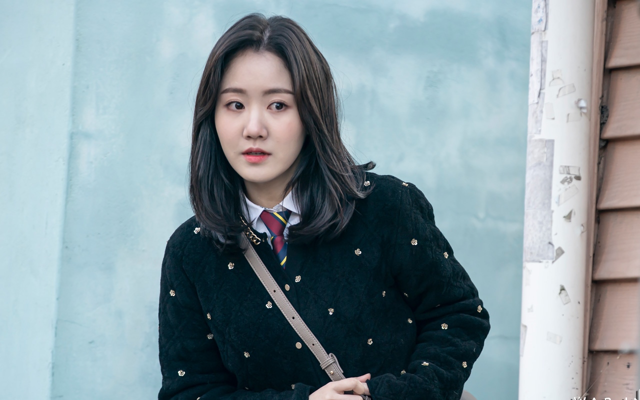 Ada Pengakuan Menyedihkan Jin Ji Hee Jadi Korban Bully, Rating 'Penthouse' Pecah Rekor