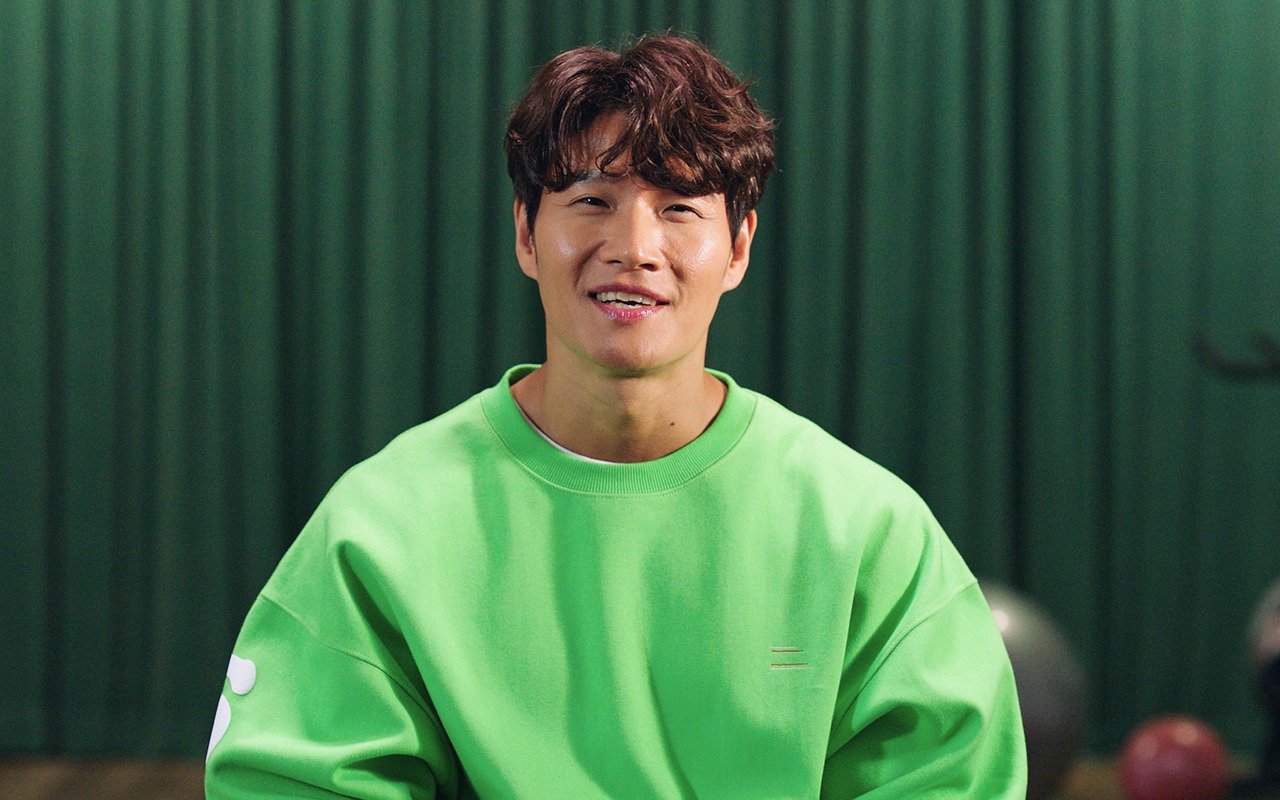 Kim Jong Kook Santuy Akui Tak Pakai Celana Dalam Syuting 'My Ugly Duckling'