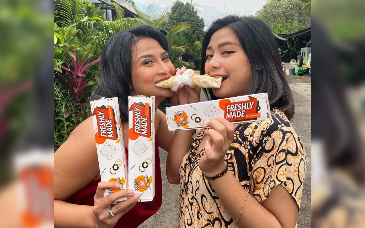 Vanessa Angel Bahas Karma Pelakor, Foto Akur Bareng Asisten Diserbu Isu Selingkuh Settingan