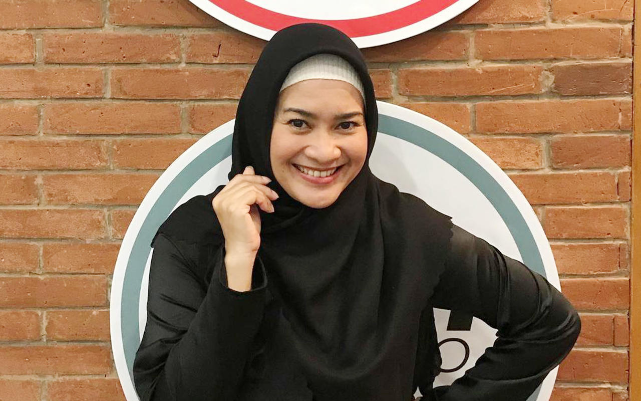 Ikke Nurjanah Unggah Foto Akad, Komentar Manis Sang Suami Jadi Sorotan