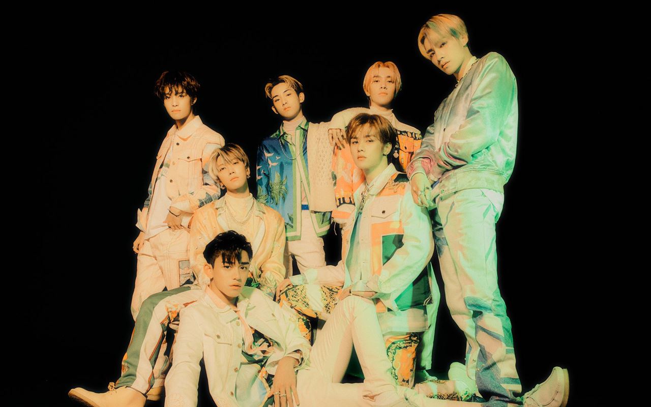 WayV Rilis Set Teaser Versi 'Hitchhiker' Menakjubkan Untuk Album Comeback 'Kick Back'