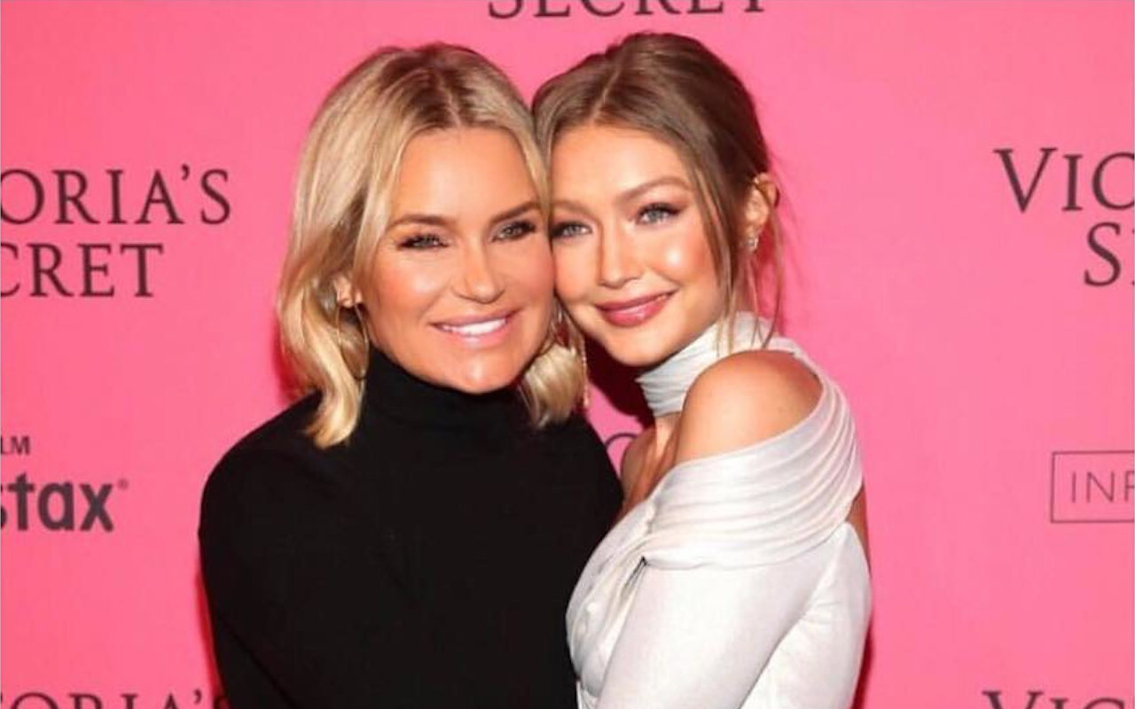 Ibu Gigi Hadid Sebut Cucunya Anugerah Terhebat