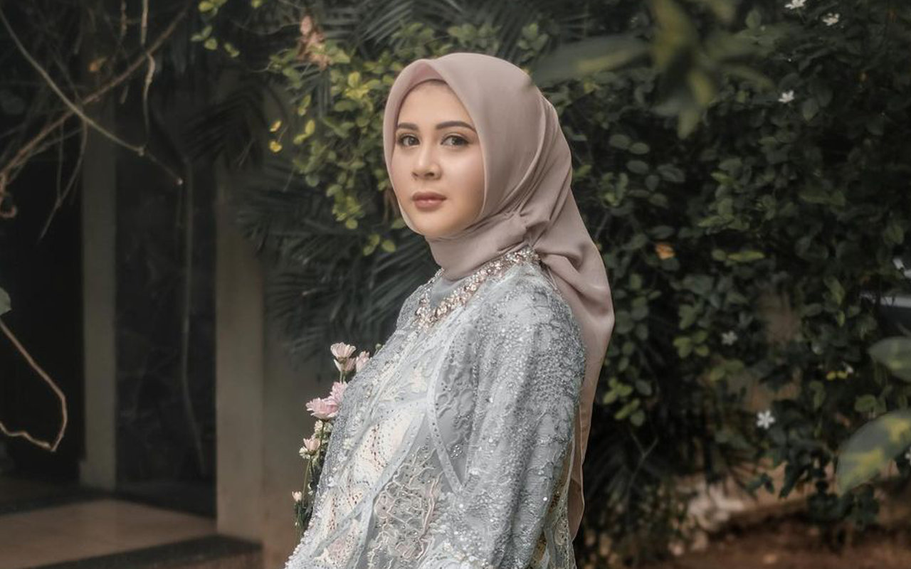 Begini Jawaban Menohok Kesha Ratuliu Saat Ditanya Kapan Hamil