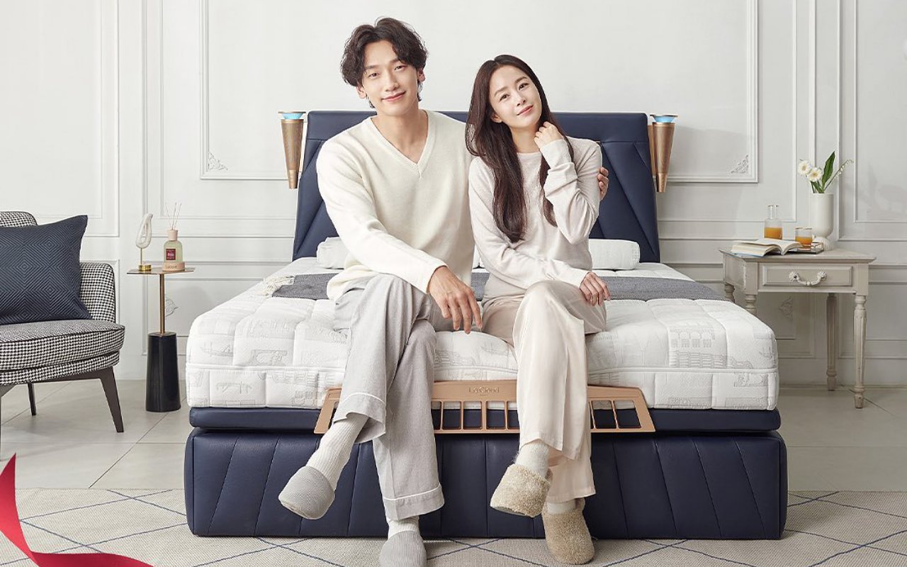 Rain Pamerkan Isi Dapur Rumahnya dan Kim Tae Hee, Masak Ini untuk Istri dan Anak-Anak