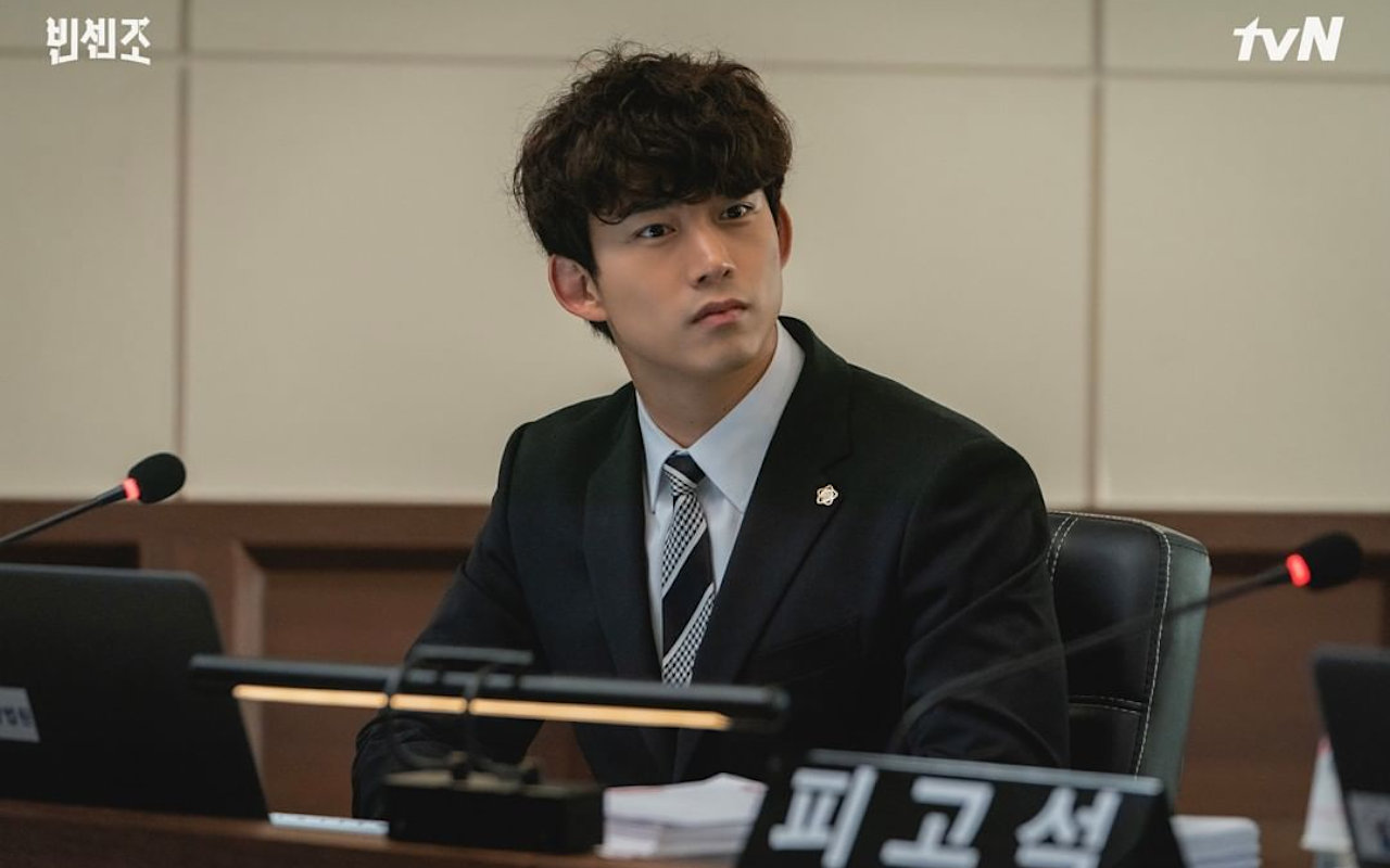 Bermuka Dua, Akting Psikopat Taecyeon 2PM di 'Vincenzo' Jadi Perbincangan