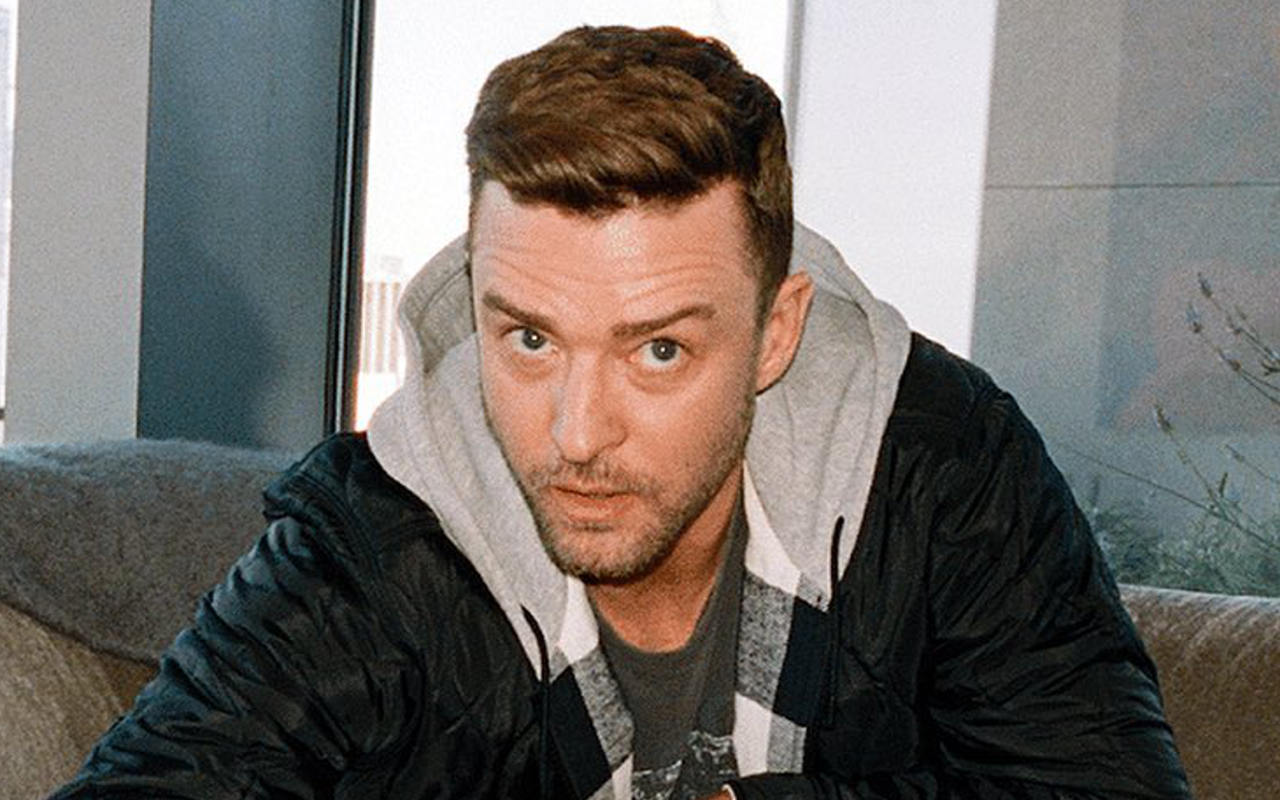 Peringati Hari Perempuan Sedunia, Justin Timberlake Posting Foto Sang Ibu Dan Istri Tercinta