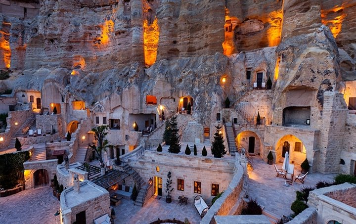Bermalam di Hotel Gua Cappadocia, Turki