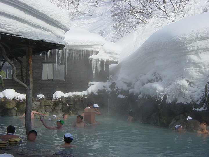 'Menyatu' dengan Alam di Onsen, Jepang