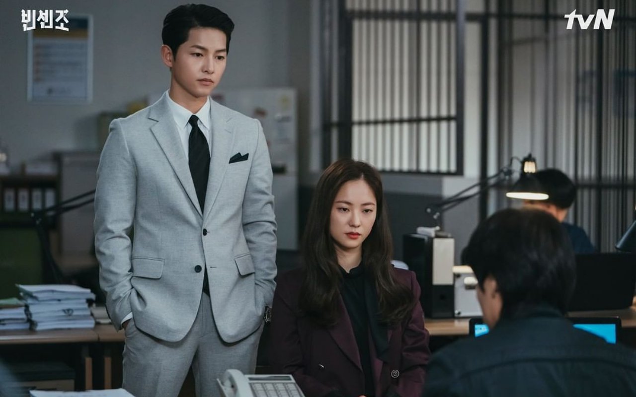 tvN Diduga Hapus Adegan Song Joong Ki dan Jeon Yeo Bin di Rumah 'Vincenzo'