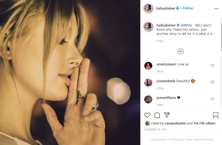Hailey Baldwin Beber Tato Yang Sesali Buat Saat Remaja, Ternyata Alasannya Mengesankan