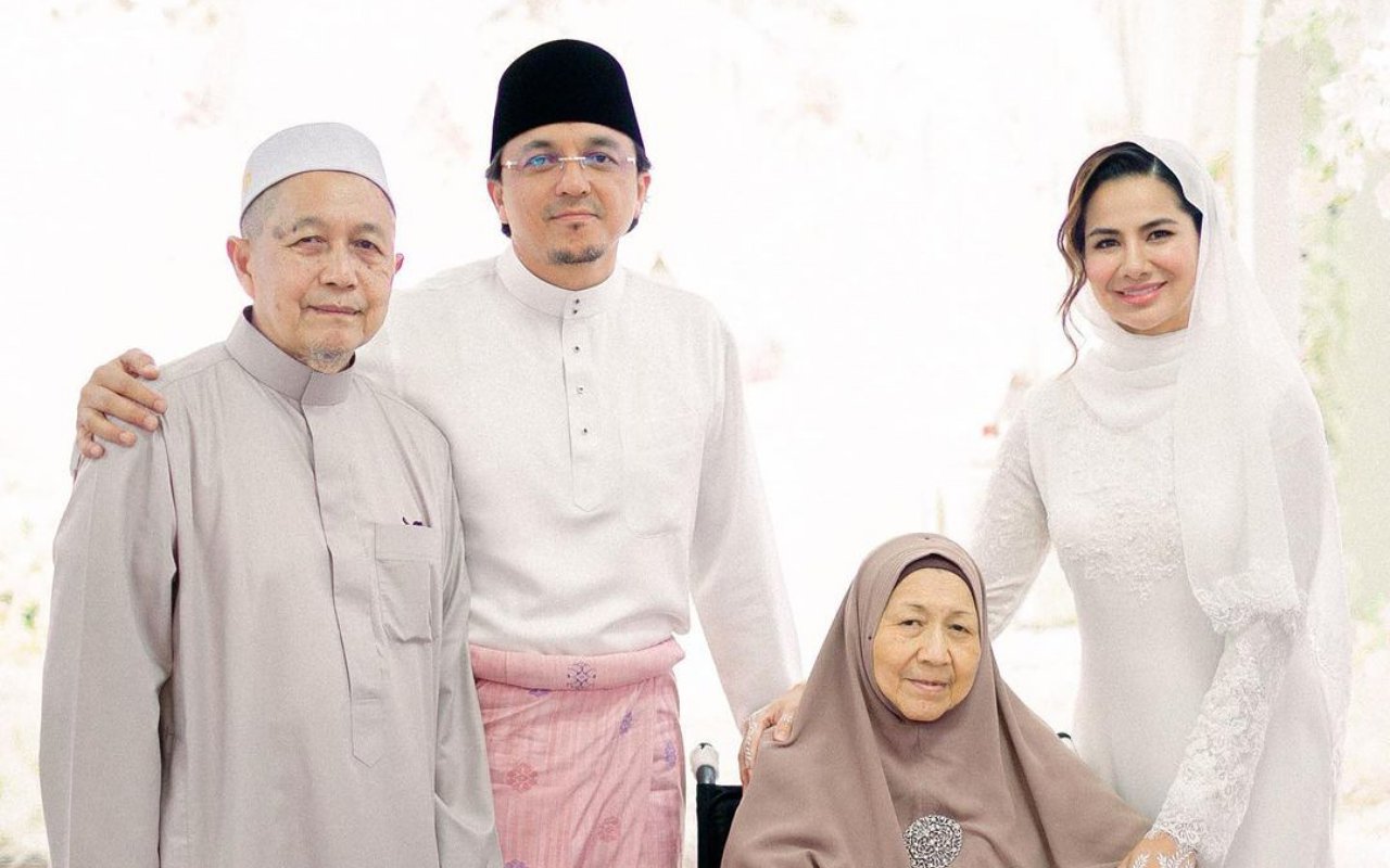 Emran Pamer Foto Peluk Ibu Mertua Cantik Sikap Beda Saat Nikahi Laudya Cynthia Bella Terkuak