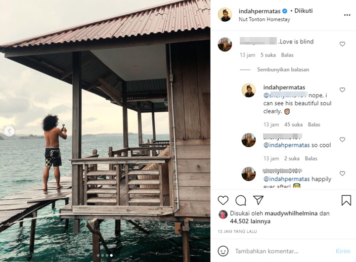 Indah Permatasari Balas Komentar \'Cinta Itu Buta\' Saat Unggah Foto Arie Kriting