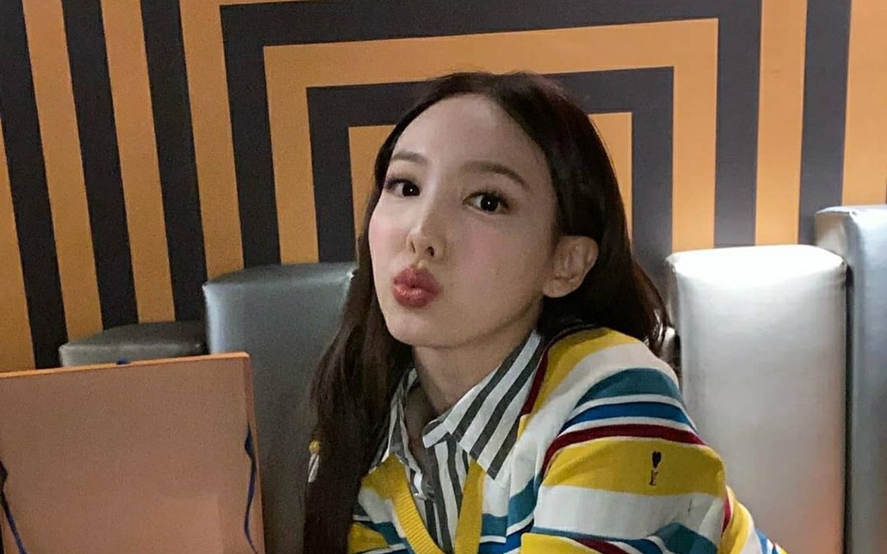 Nayeon TWICE Punya 'Pantangan' Ini Sebelum Lakukan Pemotretan