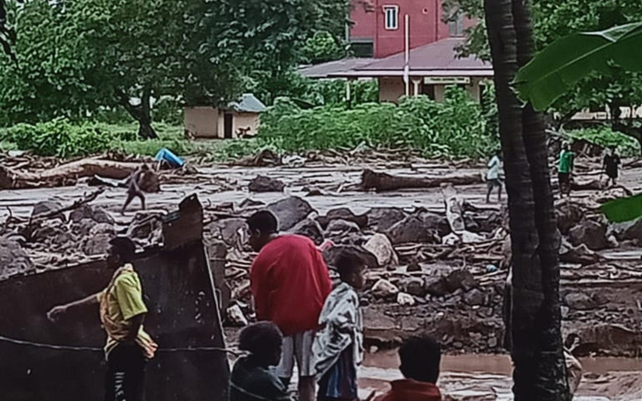 'Pray for NTT' Bergema, Warga Flores Timur Ungkap Detik-Detik Horor Banjir Bandang Sapu Pemukiman