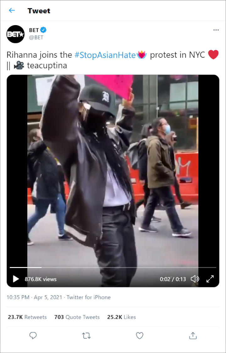 Rihanna Turun ke Jalan Ikut Ramaikan Demo #StopAsianHate di New York