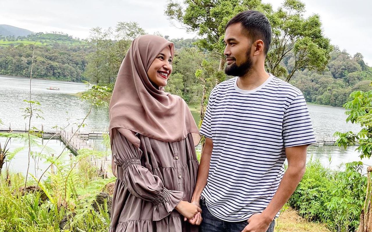 Mengaku Tidak Romantis, Teuku Wisnu Cintai Shireen Sungkar Dengan Cara Ini