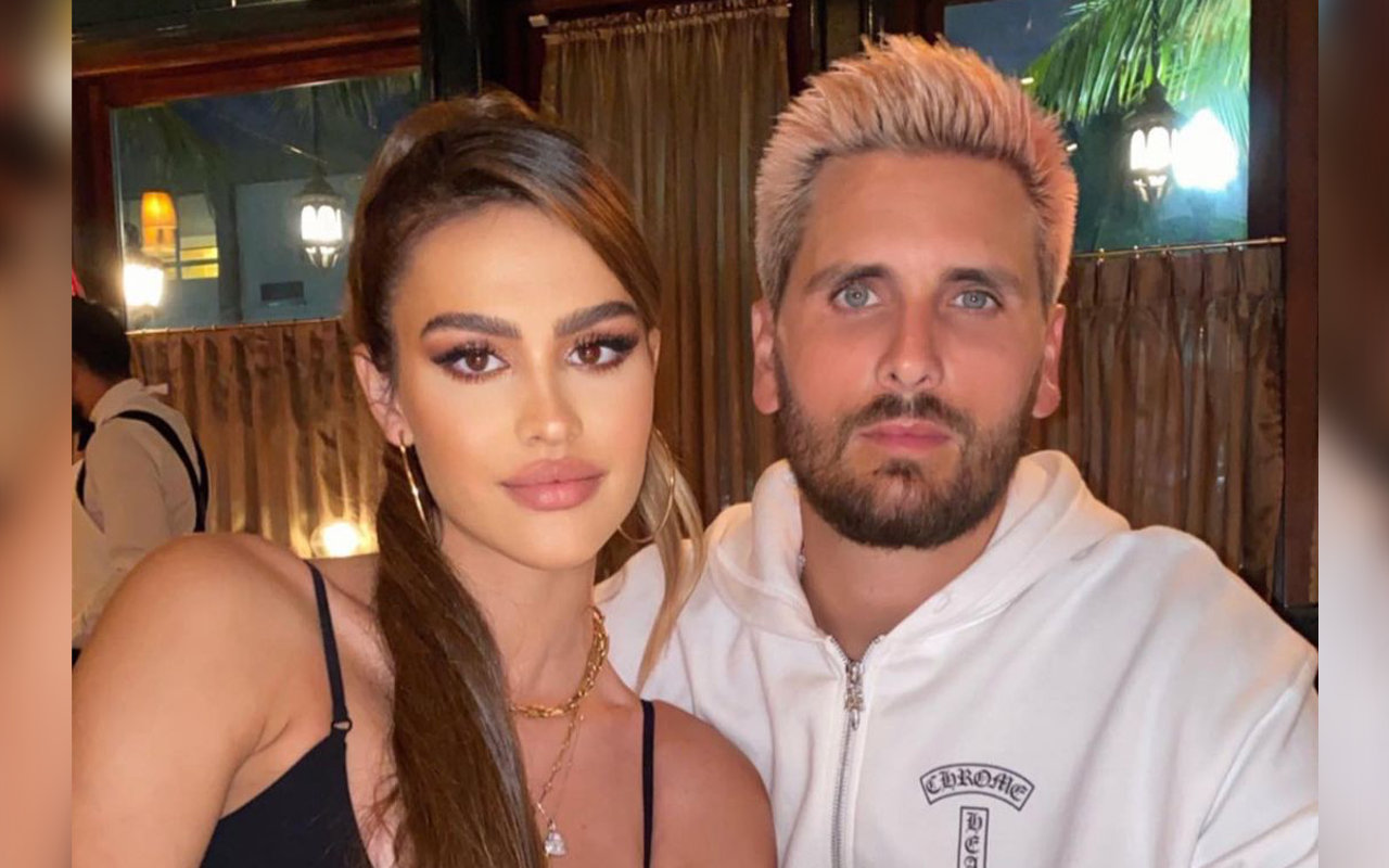 Ibunda Amelia Hamlin Perdana Beri Tanggapan Soal Hubungan Sang Anak Dan Scott Disick, Setuju?