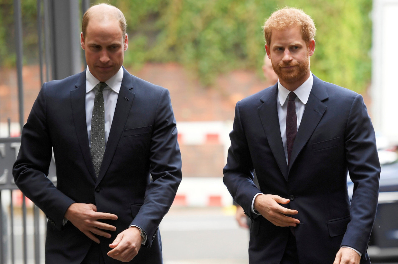 Pangeran Harry & Pangeran William Akan Berjalan Berdampingan