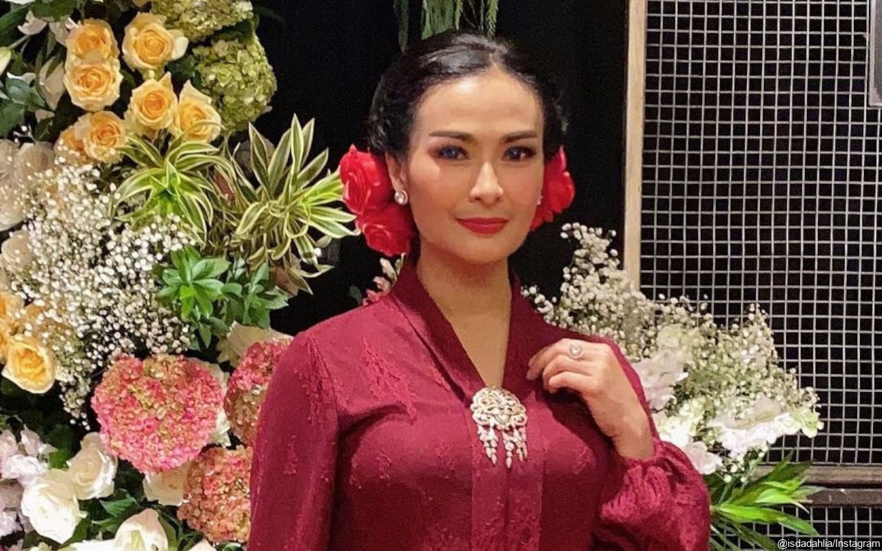 Masa Lalu Iis Dahlia Tutupi Kehamilan Saat Nikah Dibantu Yuni Shara Terkuak!