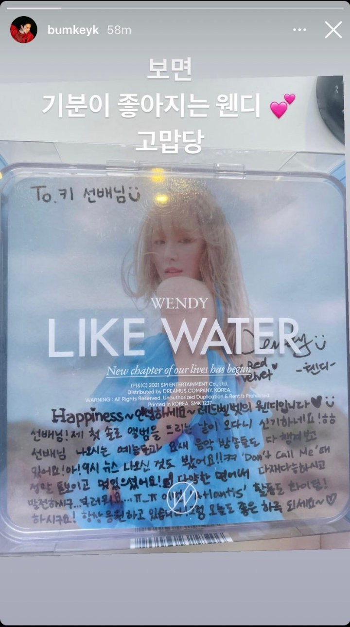 Key SHINee Pamerkan Album Wendy Red Velvet, Pesan Tulisan Tangan Jadi Perhatian
