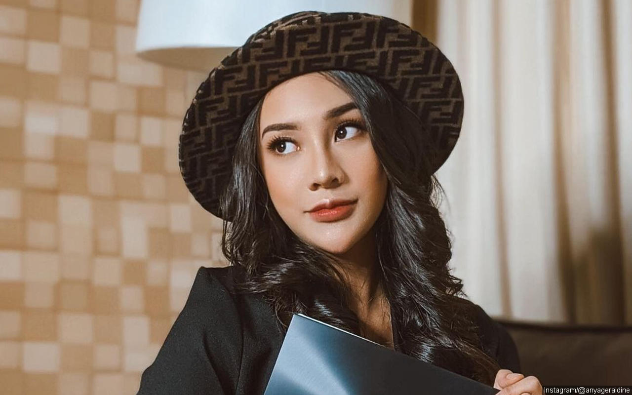 Tampil Anggun Berkebaya, Anya Geraldine Bahas Soal Perempuan Mandiri Direspons Begini