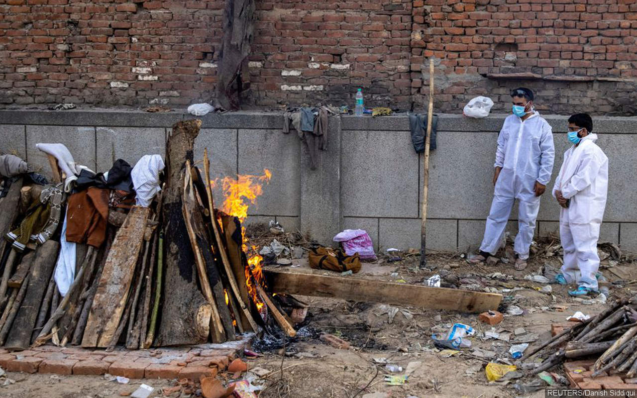 New Delhi Lakukan Kremasi Massal Imbas Kematian Melonjak, Begini Pengakuan Nyesek Keluarga Korban