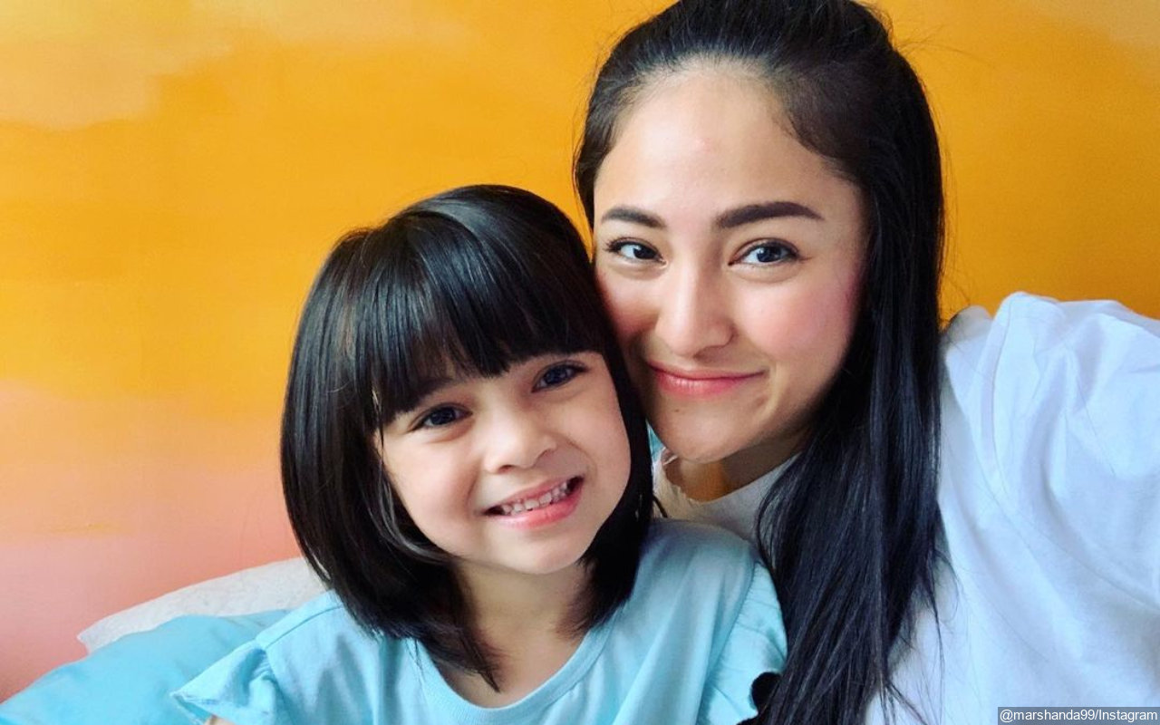 Marshanda Mendadak Disinggung Pisah Sementara Dengan Si Putri Cantik, Balasannya Adem Banget