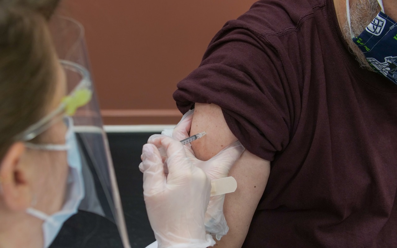 Kata Kemenkes Soal Kemungkinan Vaksin Sinovac Butuh Suntikan Dosis Ketiga