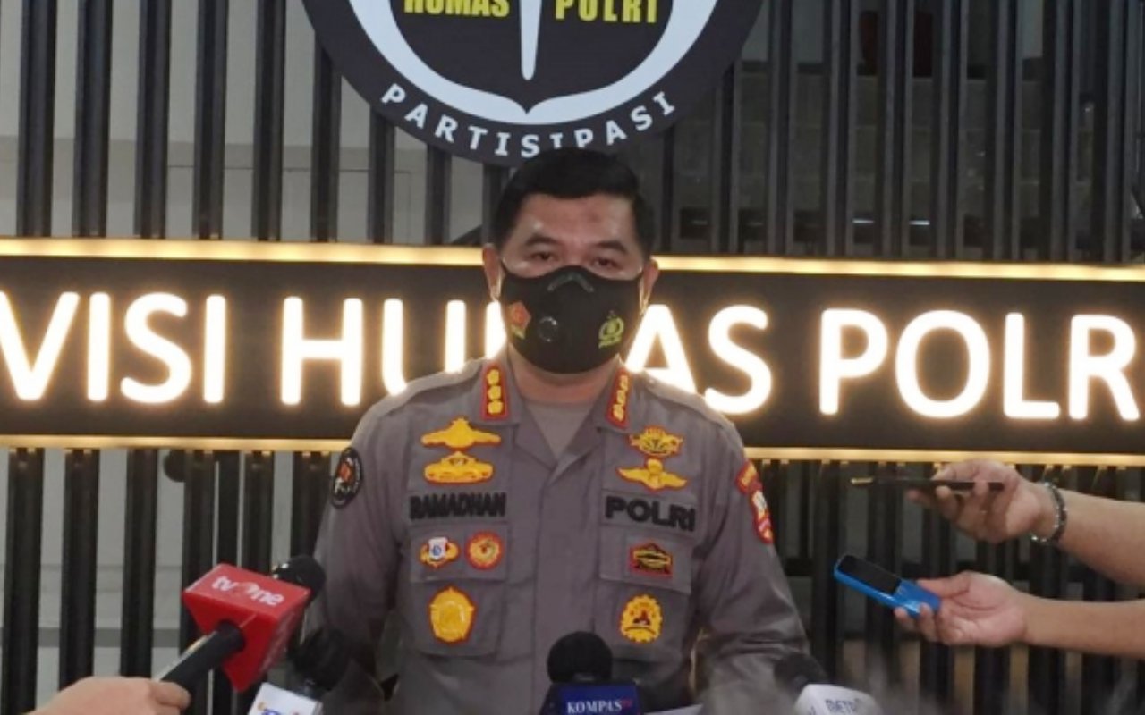 Alasan Polisi Belum Izinkan Munarman Dijenguk Kuasa Hukum: Kasus Terorisme Itu Berbeda