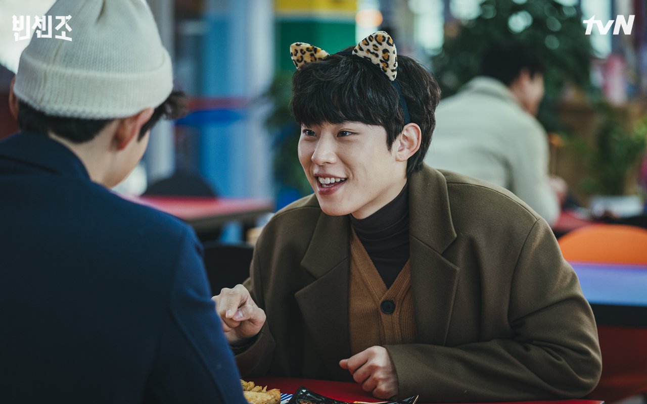 Bucin Maksimal, Momen Kim Sung Cheol Tangisi Foto Song Joong Ki di 'Vincenzo' Sukses Bikin Ngakak