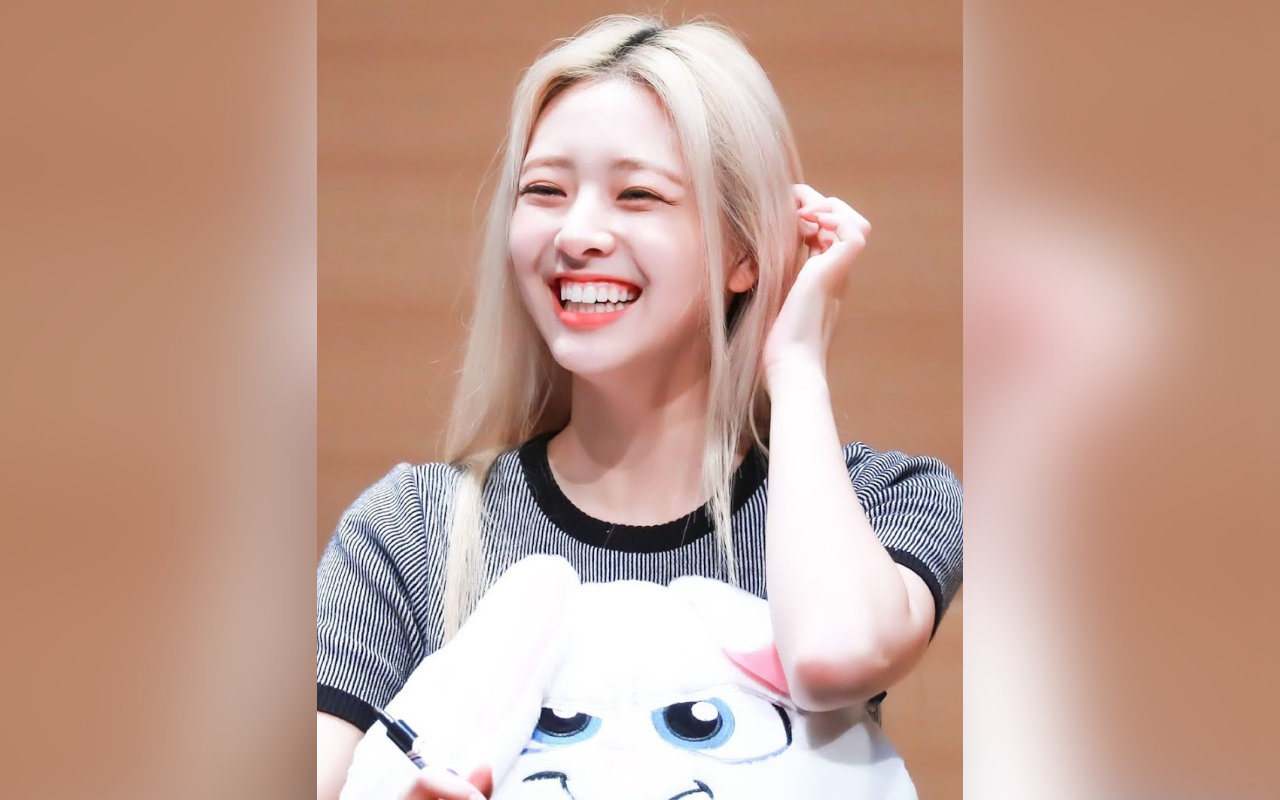 Yuna ITZY Bagikan Pengalaman Makan Makanan Anjing