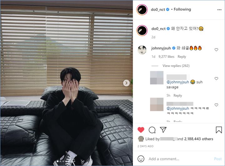 Jhonny memberikan komentar di unggahan Doyoung