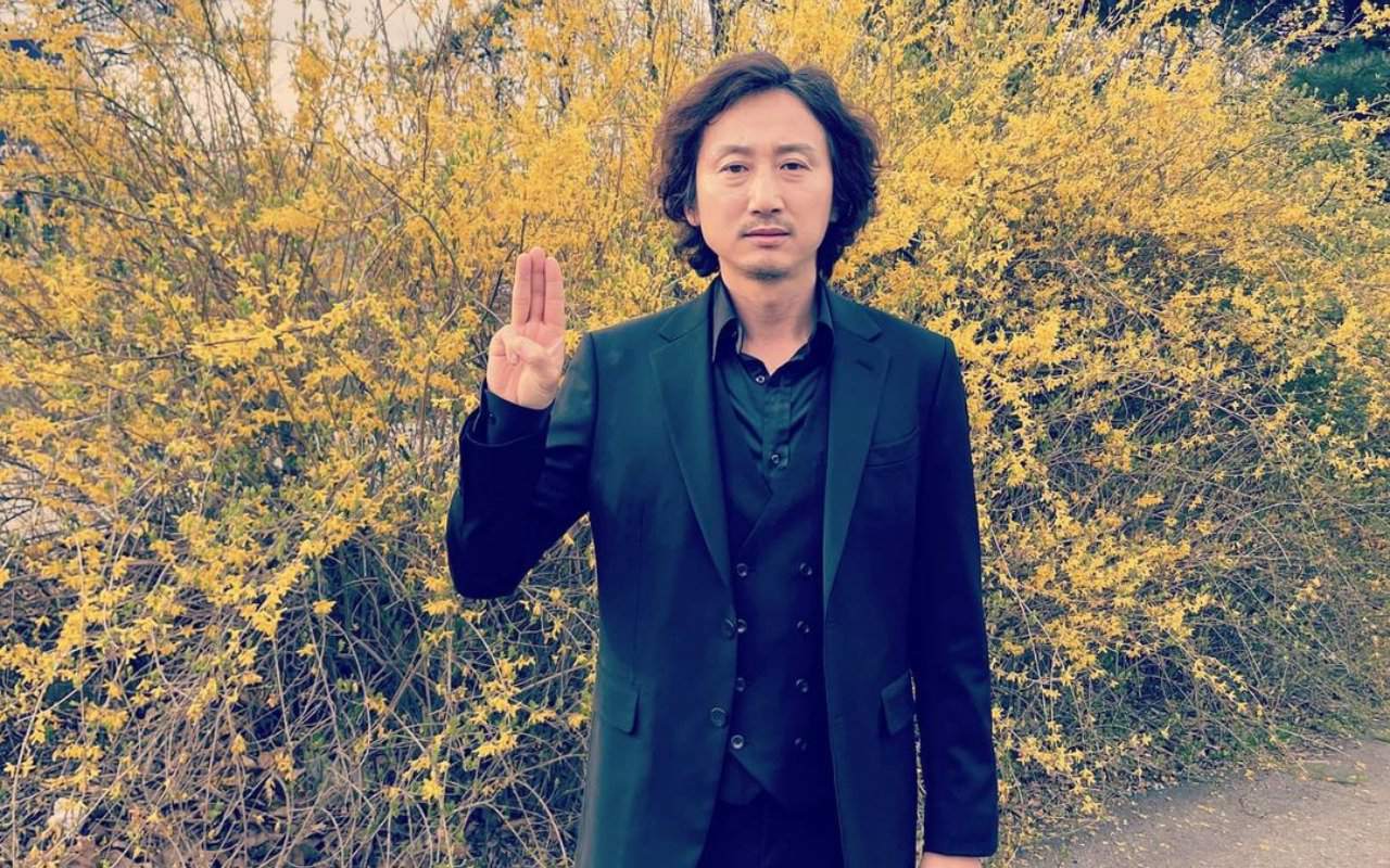 Popularitas Melejit Berkat 'Vincenzo', Kim Young Woong Ngaku Kebingungan