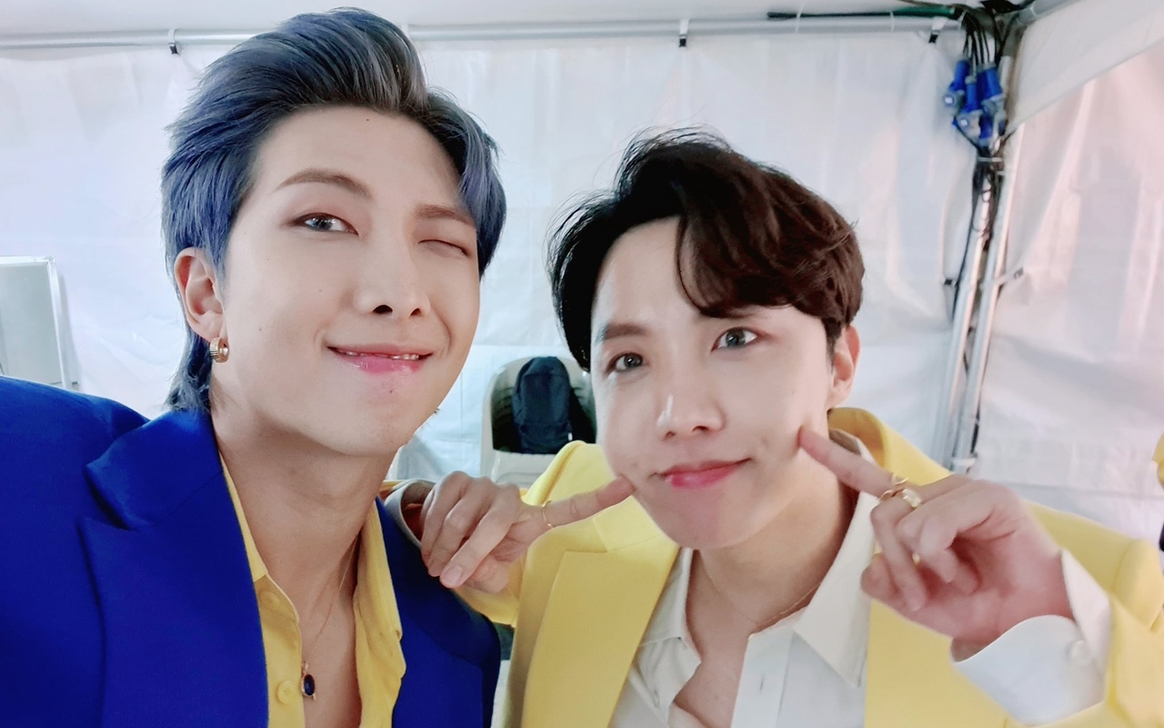 RM dan J-Hope BTS Pernah Pasang Wallpaper Foto Cewek yang Sama, Siapa?