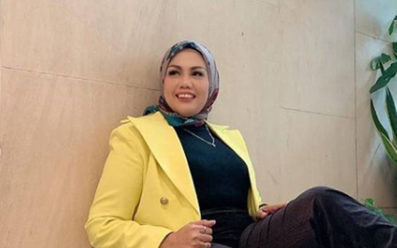 Ely Sugigi Curhat Soal Anak Tak Punya Akhlak, Ribut Lagi Dengan Ulfi?