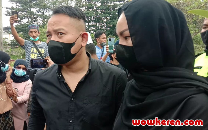 Vicky Prasetyo Kenang Momen Bareng Sapri Pantun
