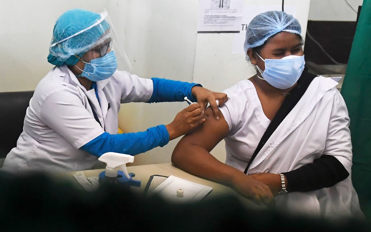India Alami Krisis COVID-19, Negara G7 Dan UE Diminta Sumbangkan Pasokan Vaksin