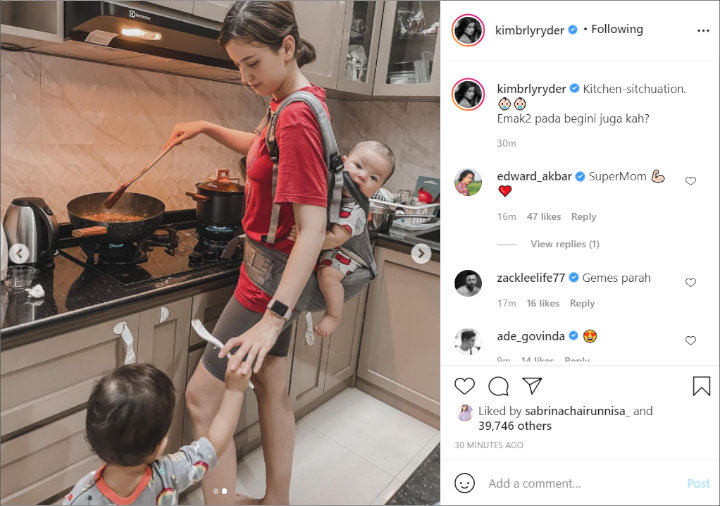 Bagikan Situasi Dapur dengan 2 Anak, Kimberly Ryder Dipuji Sebagai \'Super Mom\'